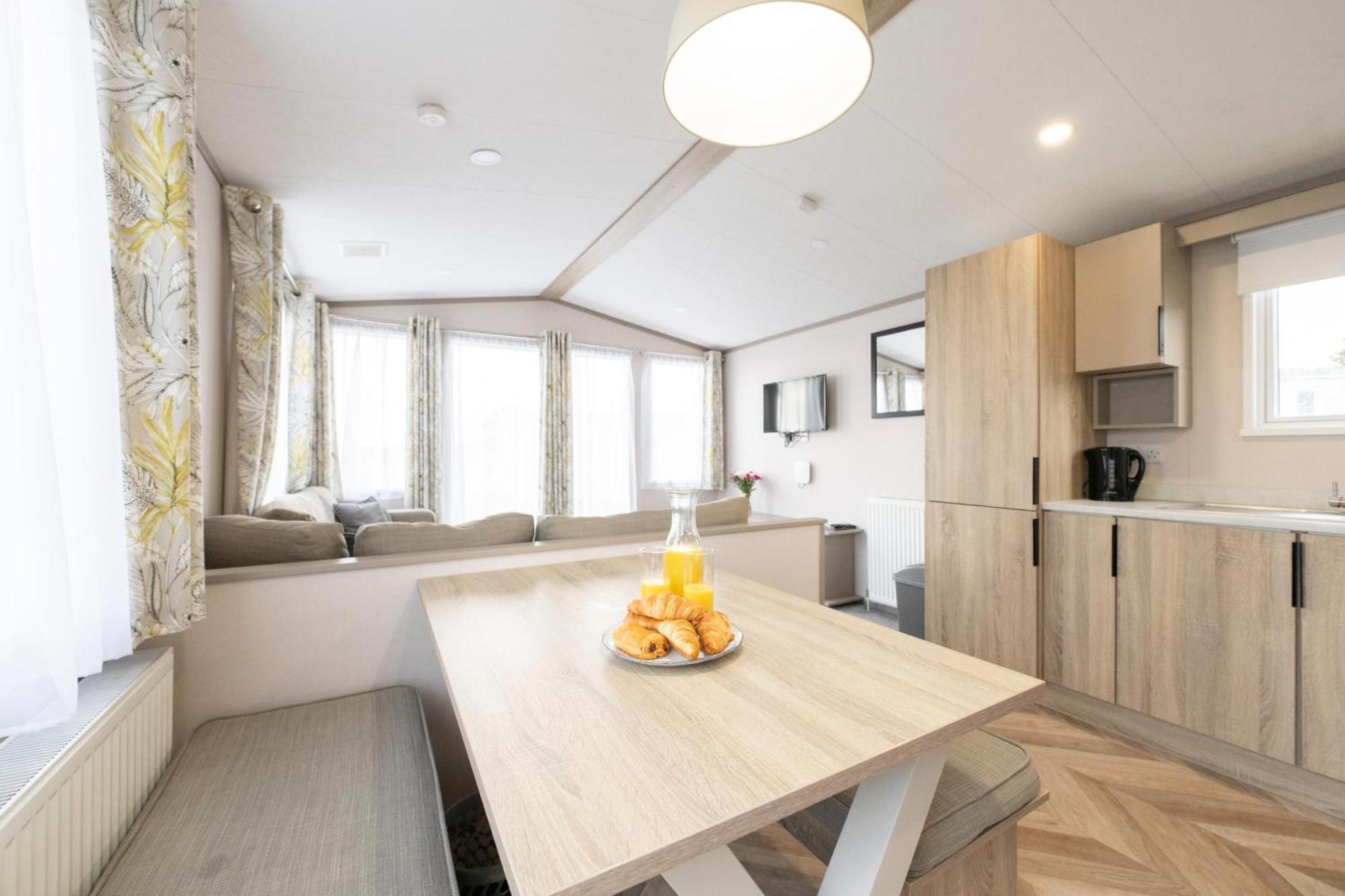 Tencreek Holiday Park 西卢港 外观 照片